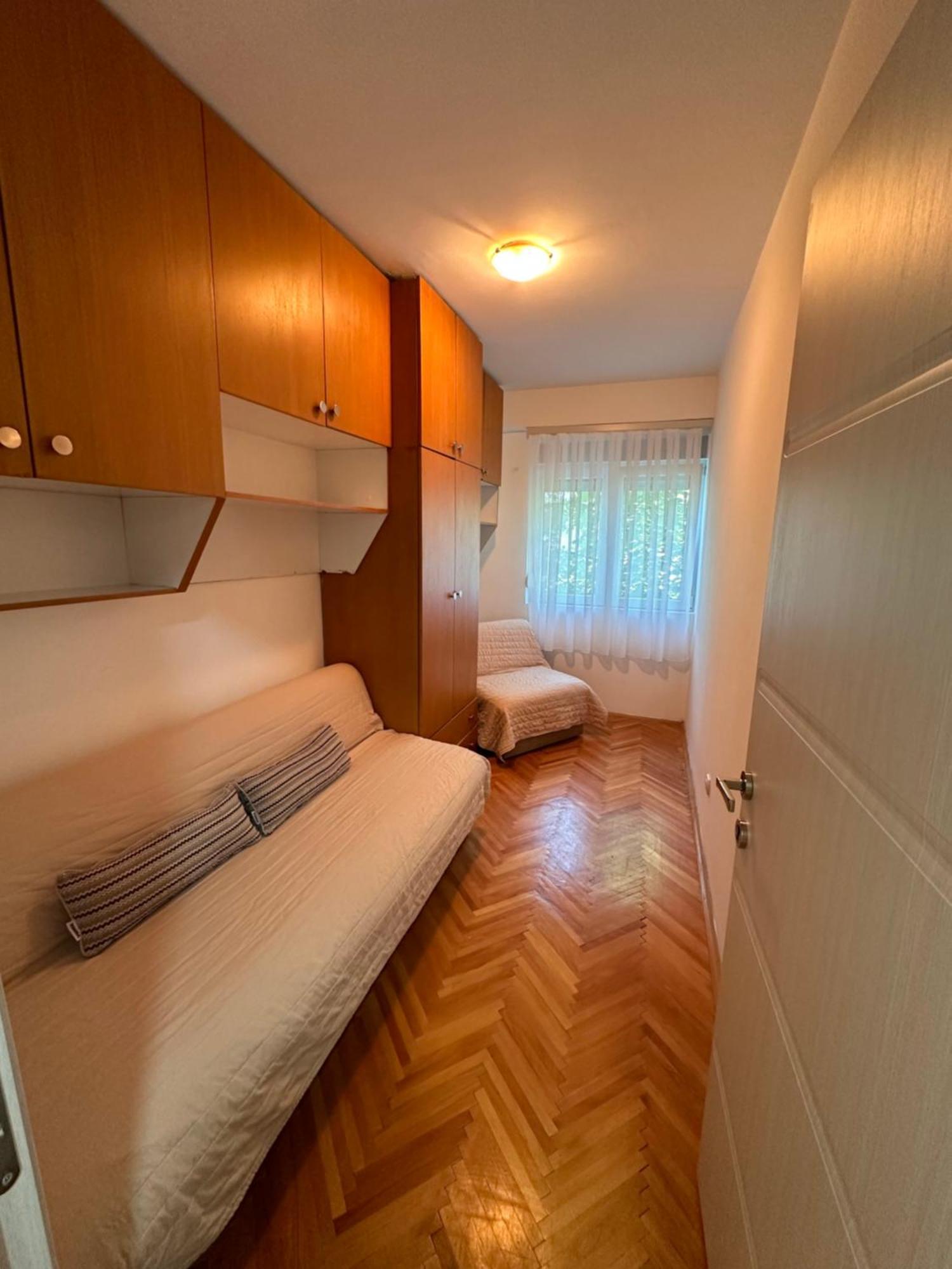 Viktor Apartment Kumanovo Ngoại thất bức ảnh