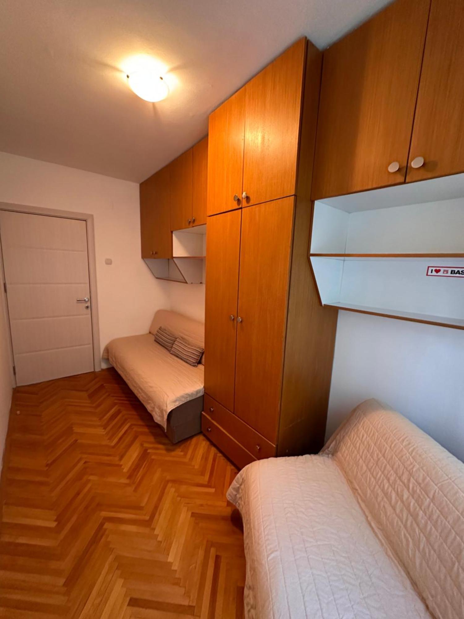 Viktor Apartment Kumanovo Ngoại thất bức ảnh